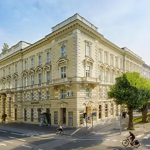 5* Hotel Hyperion